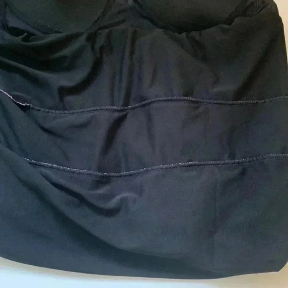 Simon Chang ruffled tankini top with adjustable straps, moulded cups - Picture 6 of 8